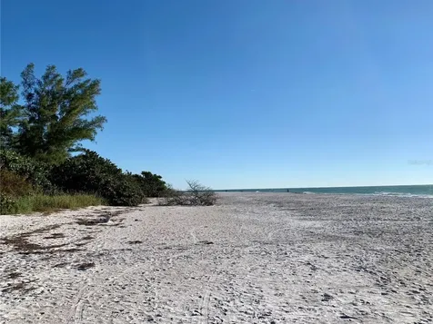 1212 Center Place Sarasota FL 34236