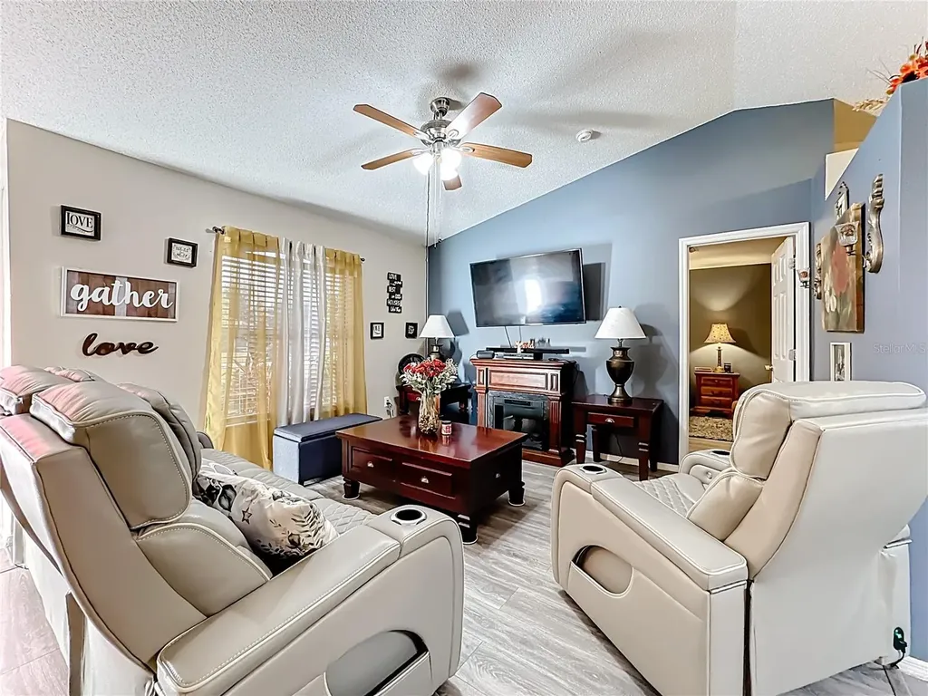 1414 Swan Court Poinciana FL 34759