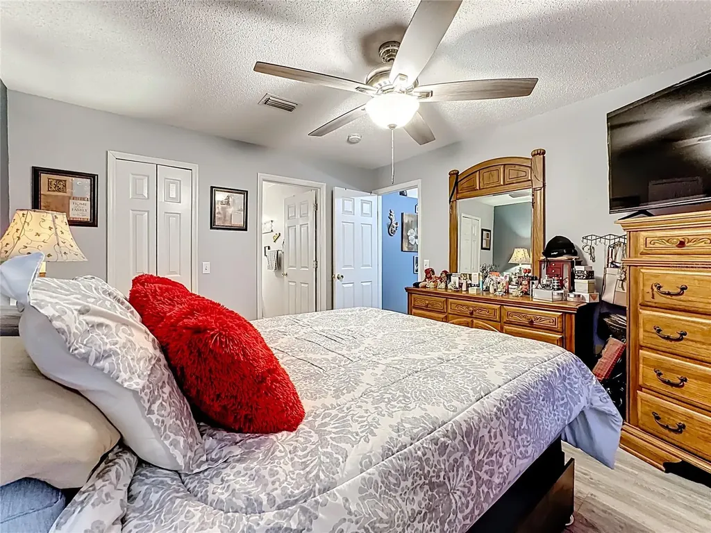 1414 Swan Court Poinciana FL 34759