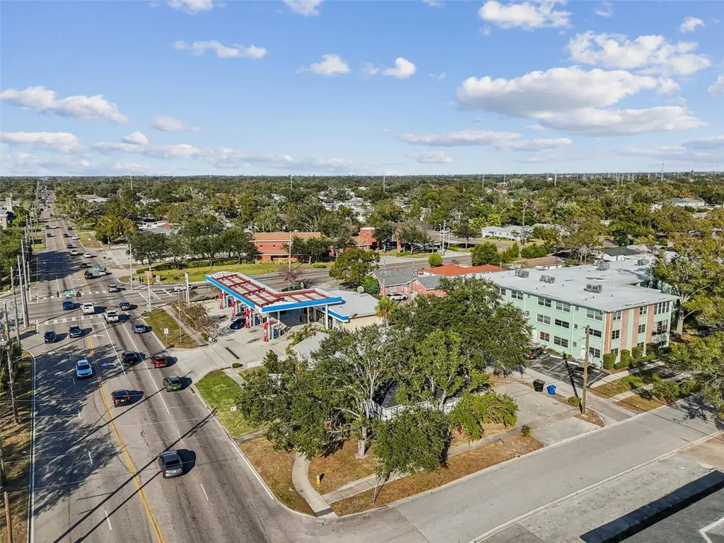 801 49th Street N St Petersburg FL 33710