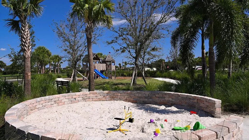 10725 Eclipse Street Sarasota FL 34241