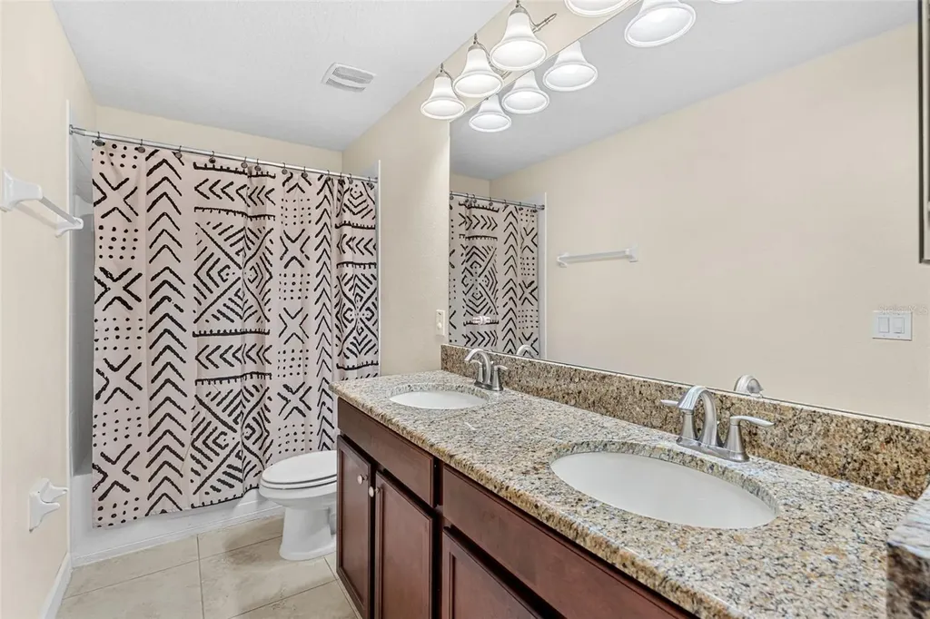 4306 Biscayne Cove Court Kissimmee FL 34744