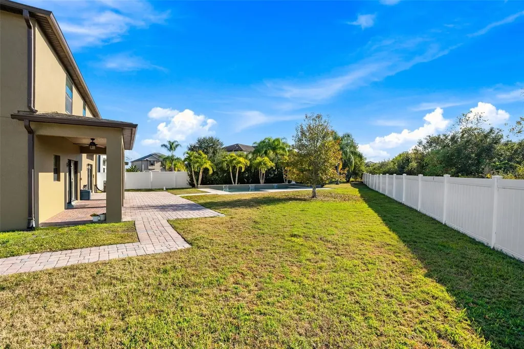 4306 Biscayne Cove Court Kissimmee FL 34744