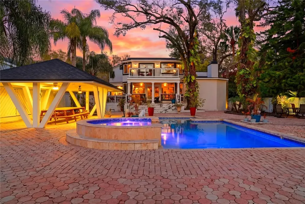 7214 N Ola Avenue Tampa FL 33604
