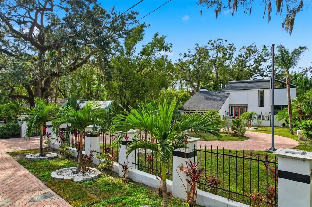 7214 N Ola Avenue Tampa FL 33604