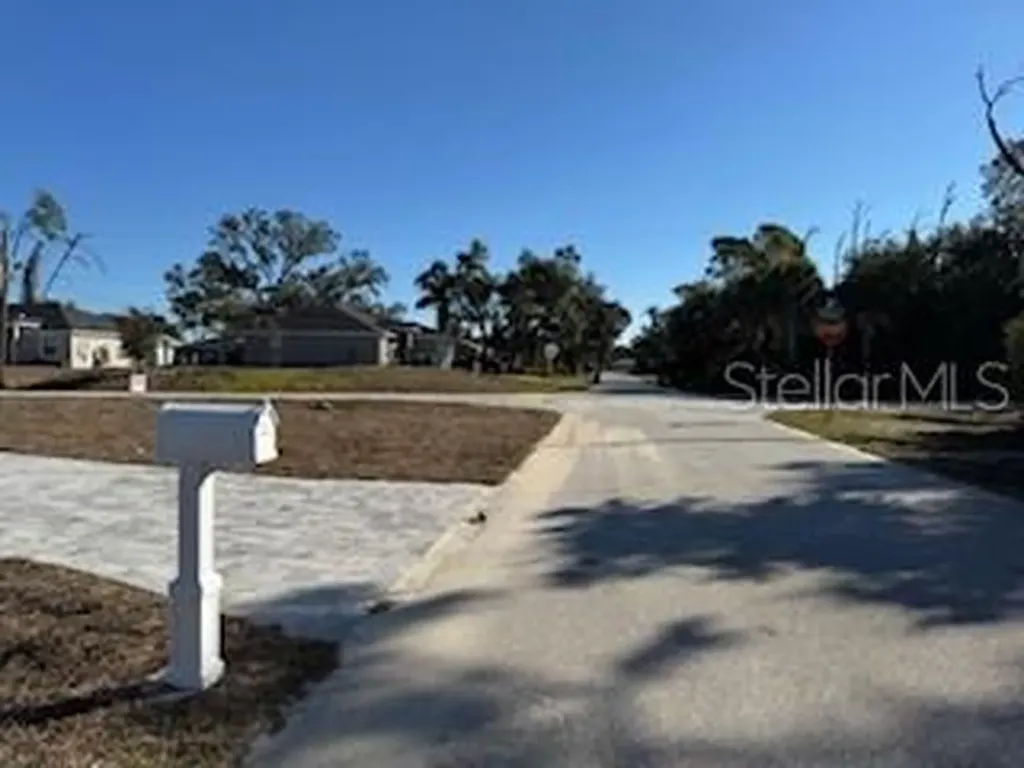 17174 Nixon Avenue Port Charlotte FL 33948