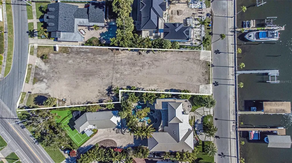 140 Brightwaters Boulevard NE St Petersburg FL 33704