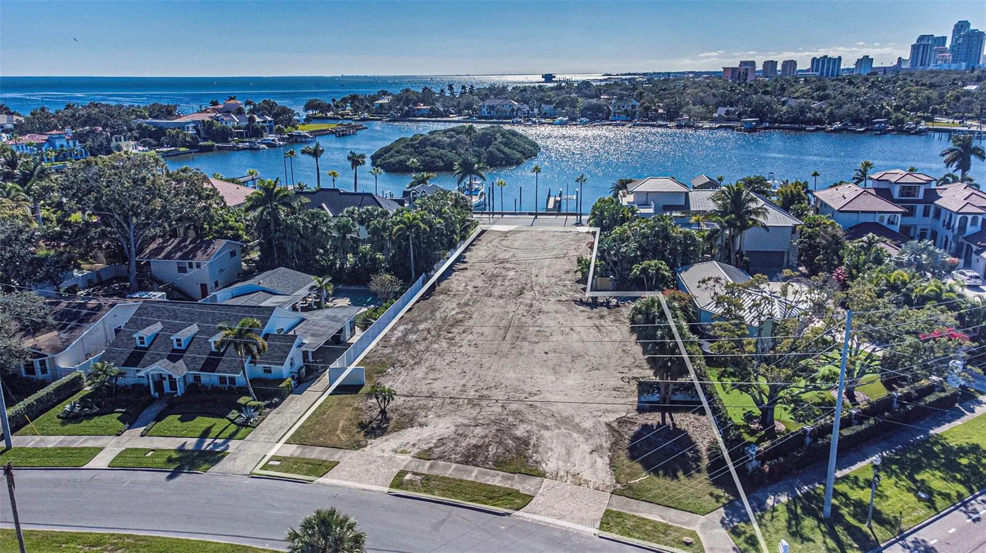140 Brightwaters Boulevard NE St Petersburg FL 33704