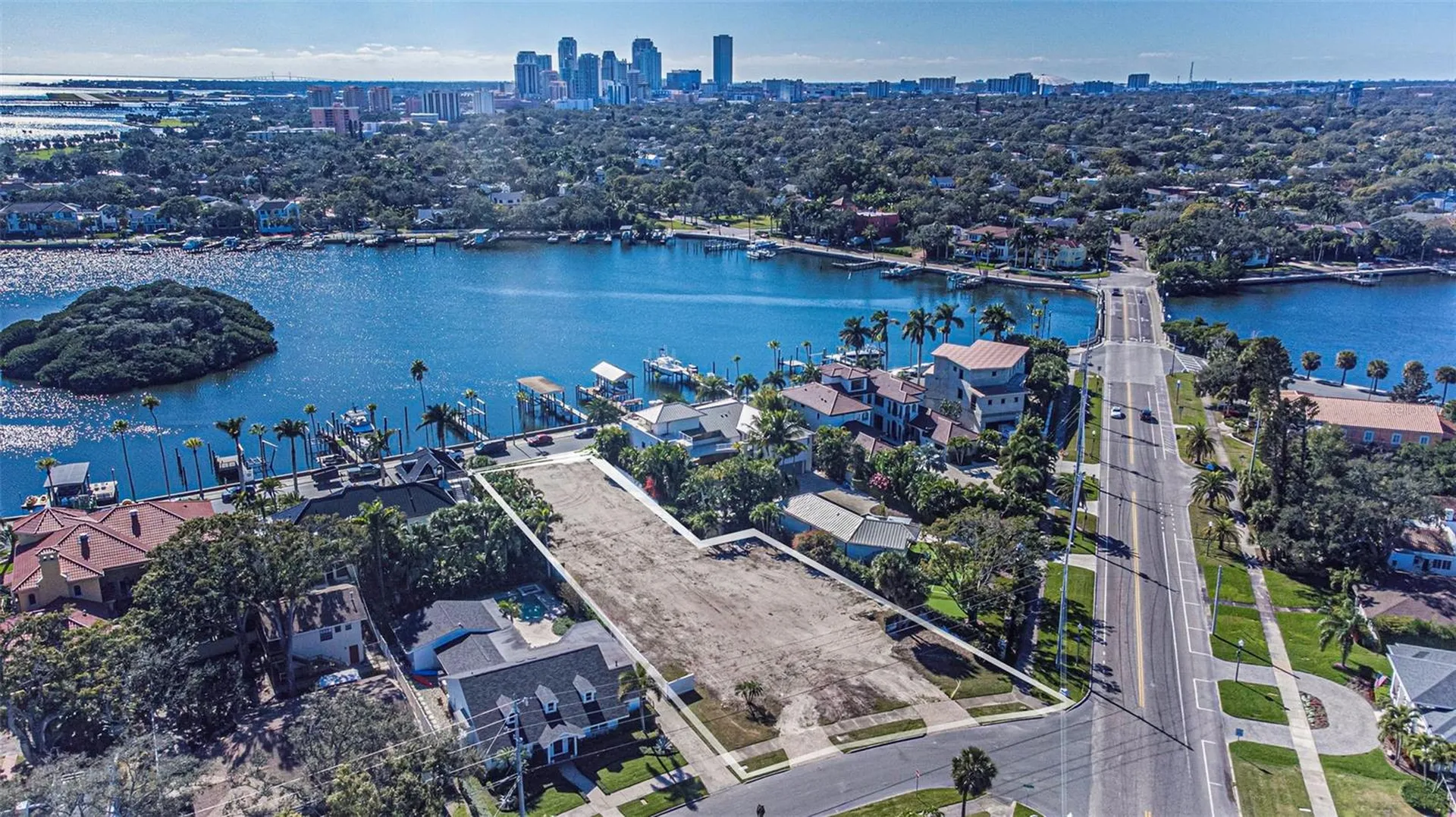140 Brightwaters Boulevard NE St Petersburg FL 33704
