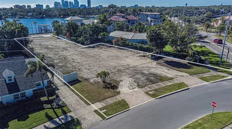 140 Brightwaters Boulevard NE St Petersburg FL 33704