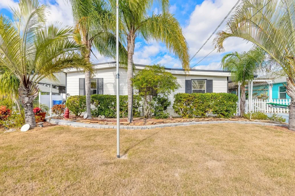 109 Douglas Street Edgewater FL 32141