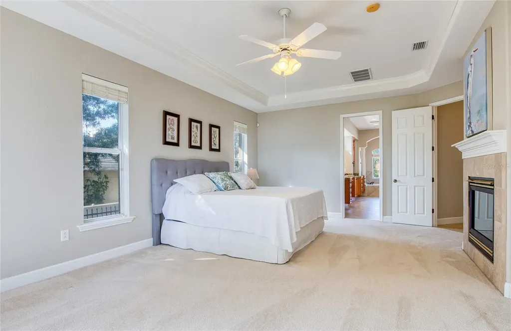 5918 Bahama Shores Drive S St Petersburg FL 33705