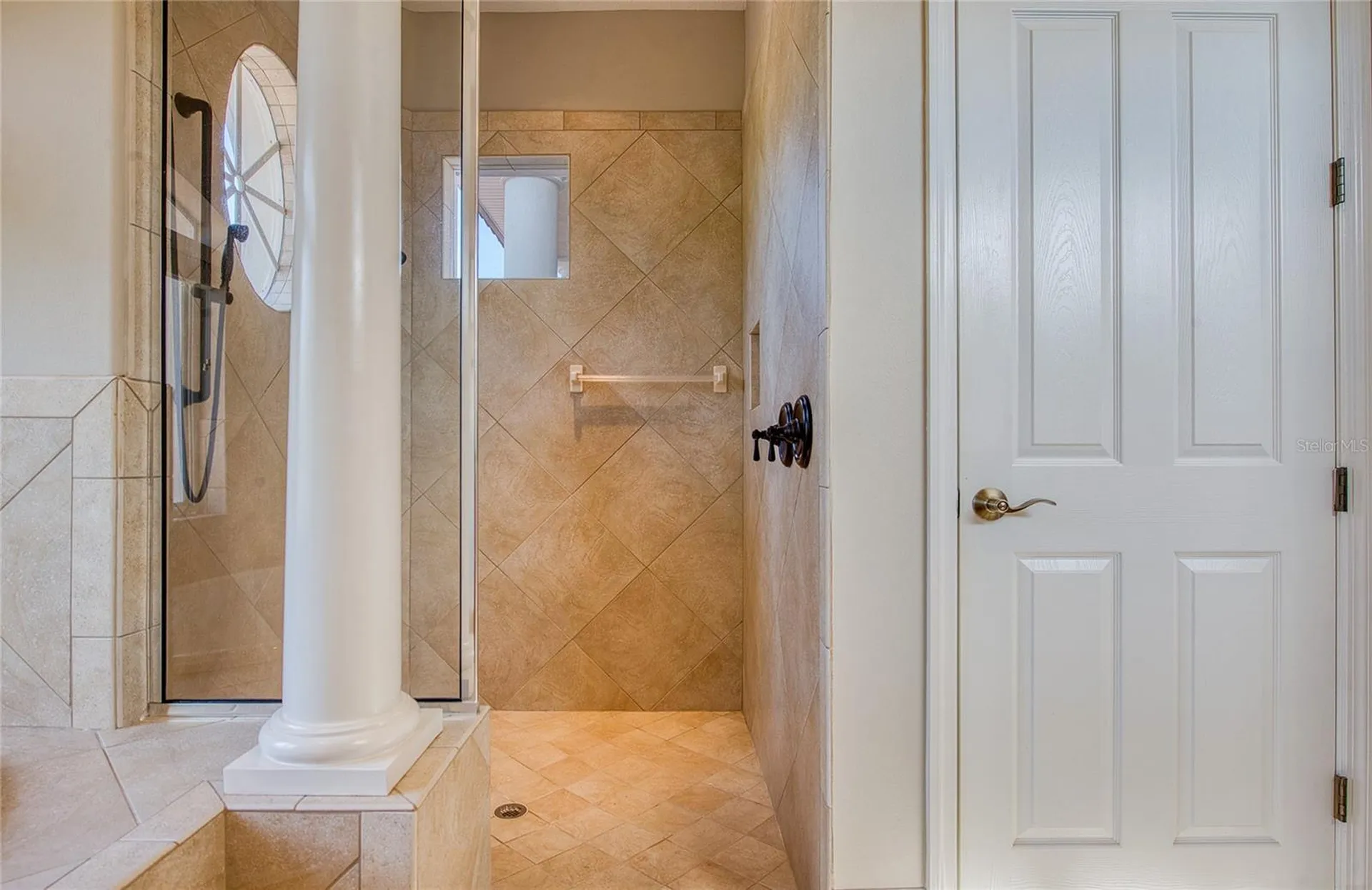 5918 Bahama Shores Drive S St Petersburg FL 33705