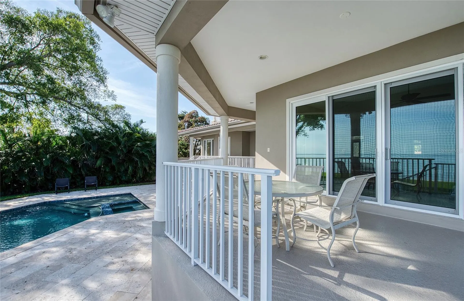 5918 Bahama Shores Drive S St Petersburg FL 33705