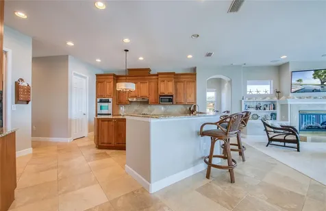 5918 Bahama Shores Drive S St Petersburg FL 33705