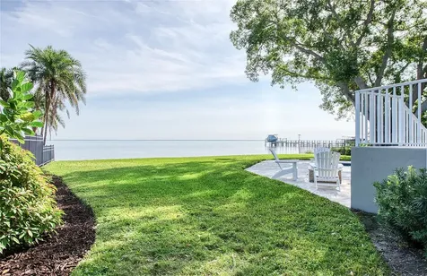 5918 Bahama Shores Drive S St Petersburg FL 33705