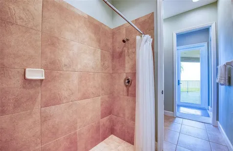 5918 Bahama Shores Drive S St Petersburg FL 33705