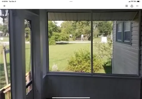 5612 Woodward Avenue Zellwood FL 32798