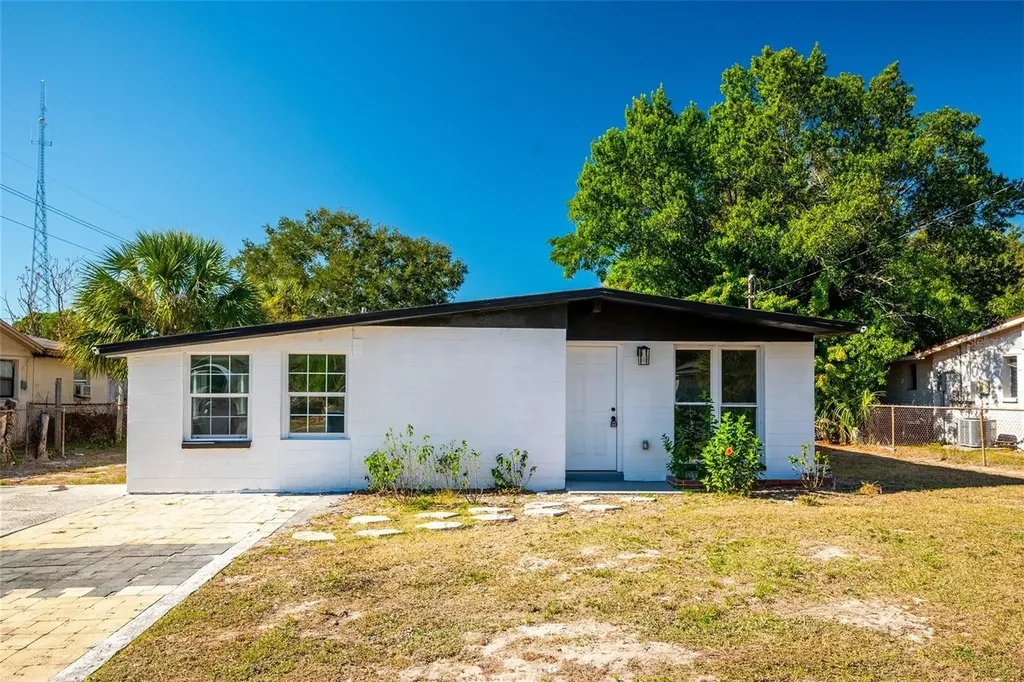 3004 N 45th Street Tampa FL 33605