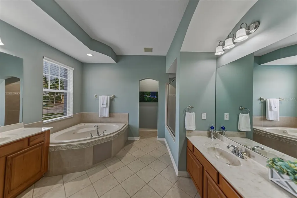 5252 Brighton Shore Drive Apollo Beach FL 33572