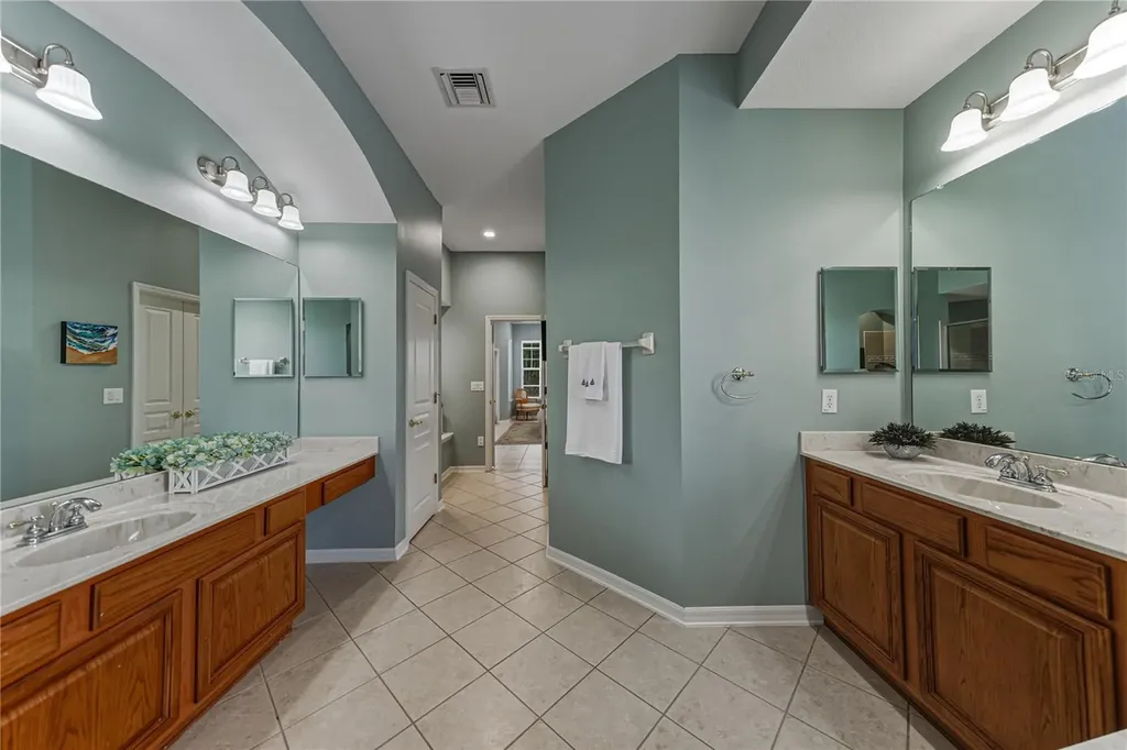 5252 Brighton Shore Drive Apollo Beach FL 33572