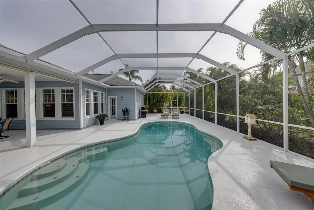 5252 Brighton Shore Drive Apollo Beach FL 33572