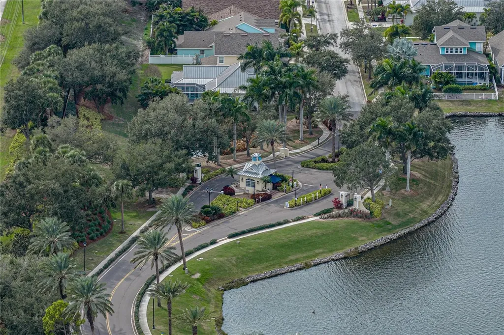 5252 Brighton Shore Drive Apollo Beach FL 33572