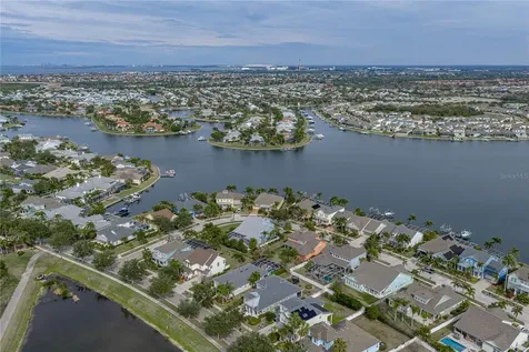 5252 Brighton Shore Drive Apollo Beach FL 33572