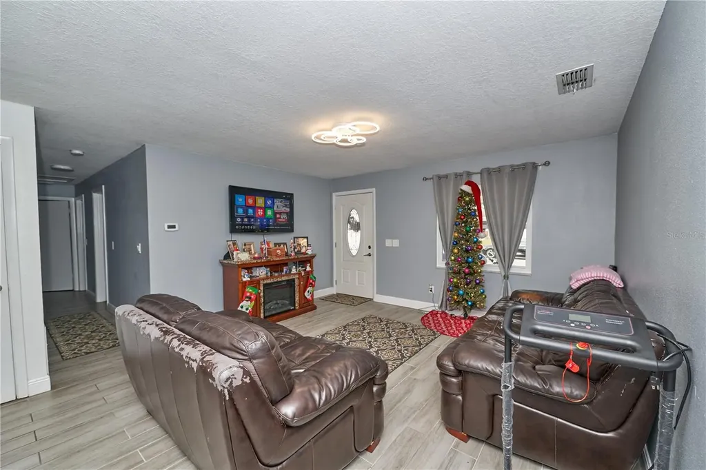 7520 Lois Marie Court Orlando FL 32807