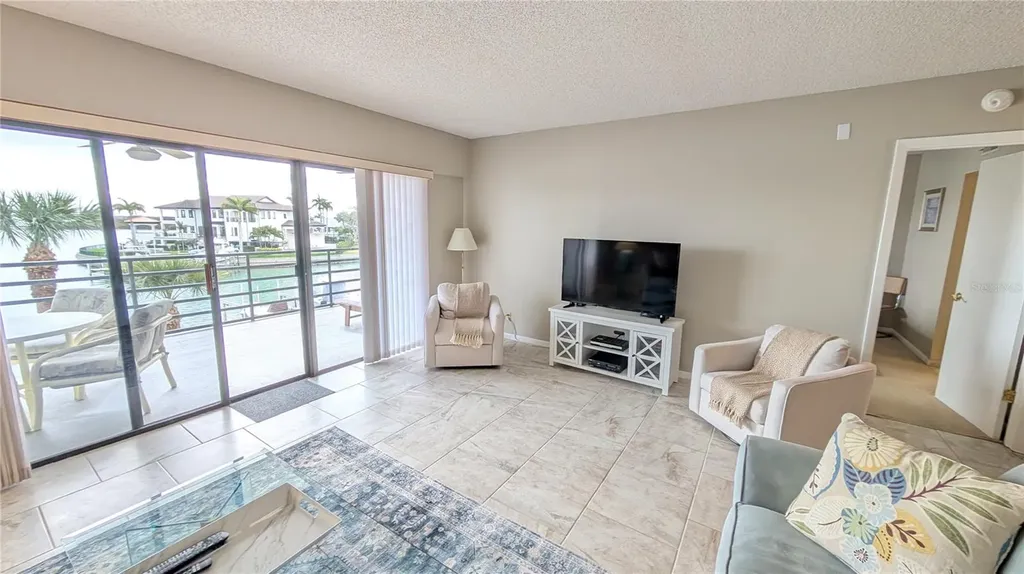 363 Pinellas Bayway S Tierra Verde FL 33715