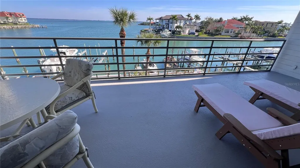 363 Pinellas Bayway S Tierra Verde FL 33715