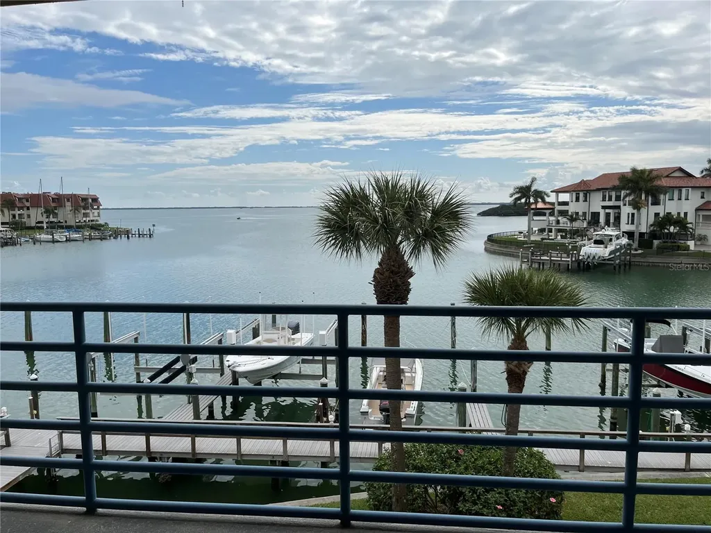 363 Pinellas Bayway S Tierra Verde FL 33715