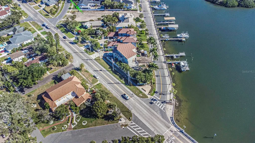 105 Estado Way NE St Petersburg FL 33704