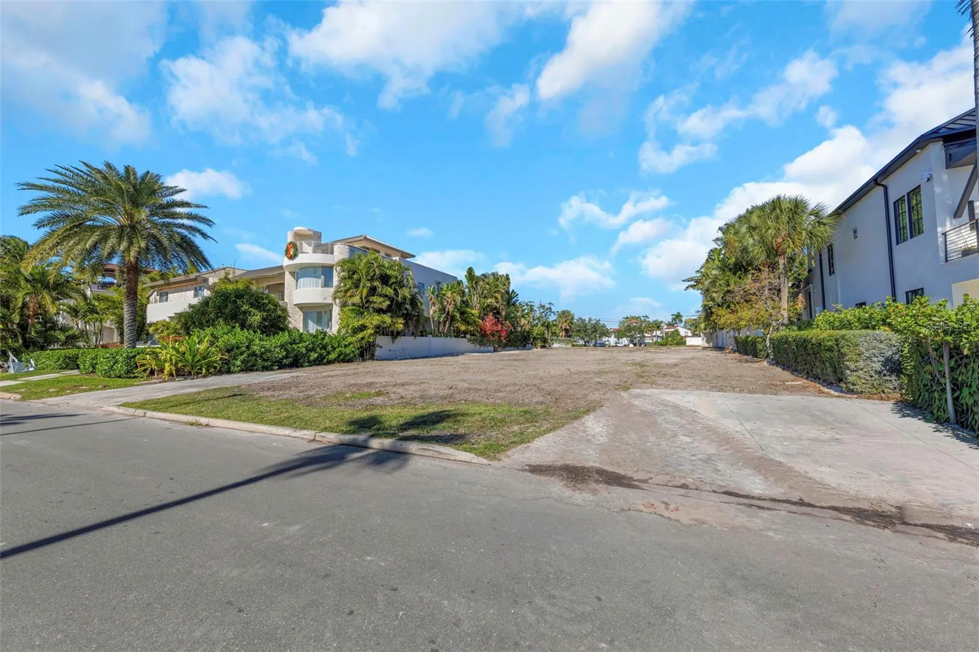 105 Estado Way NE St Petersburg FL 33704