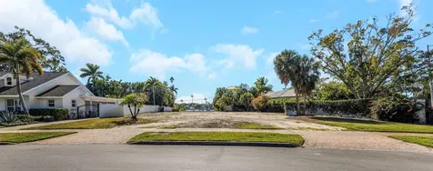 105 Estado Way NE St Petersburg FL 33704