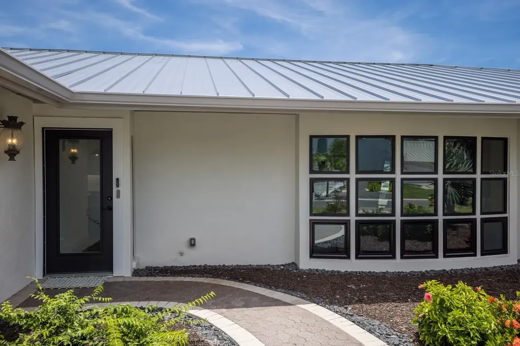 510 Putter Lane Longboat Key FL 34228