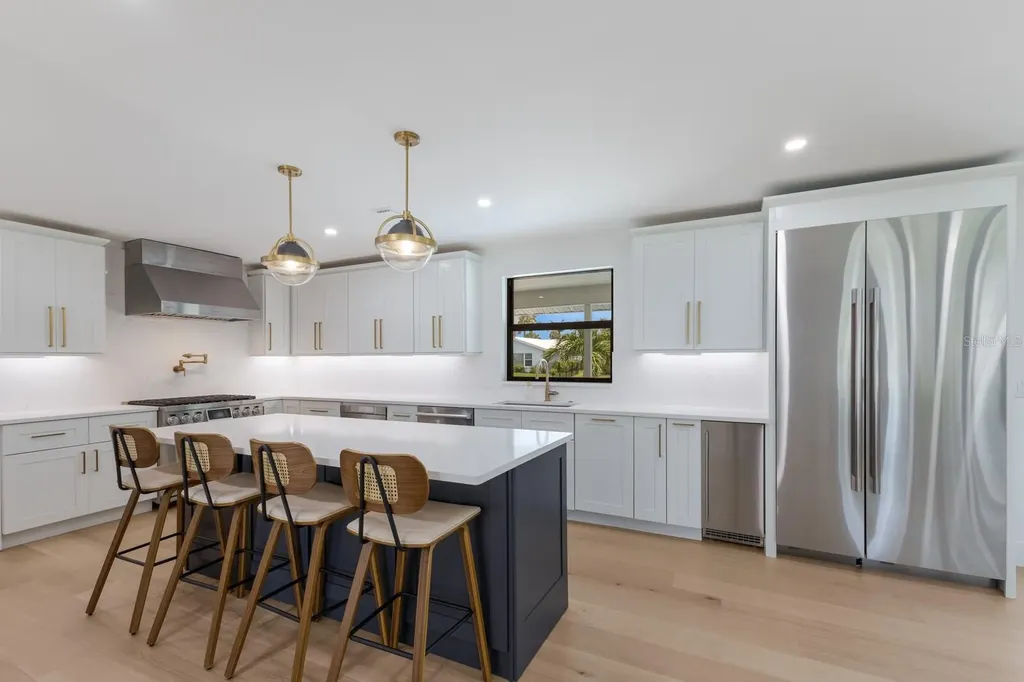 510 Putter Lane Longboat Key FL 34228