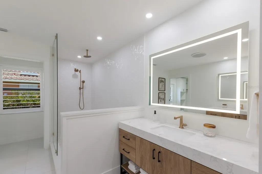 510 Putter Lane Longboat Key FL 34228
