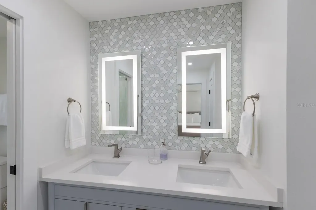 510 Putter Lane Longboat Key FL 34228