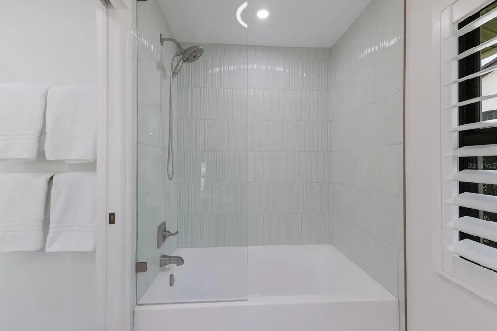 510 Putter Lane Longboat Key FL 34228
