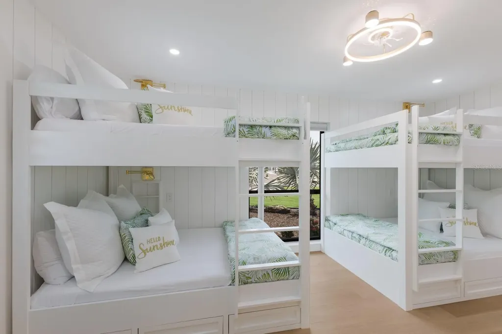 510 Putter Lane Longboat Key FL 34228