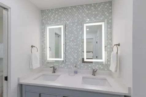 510 Putter Lane Longboat Key FL 34228