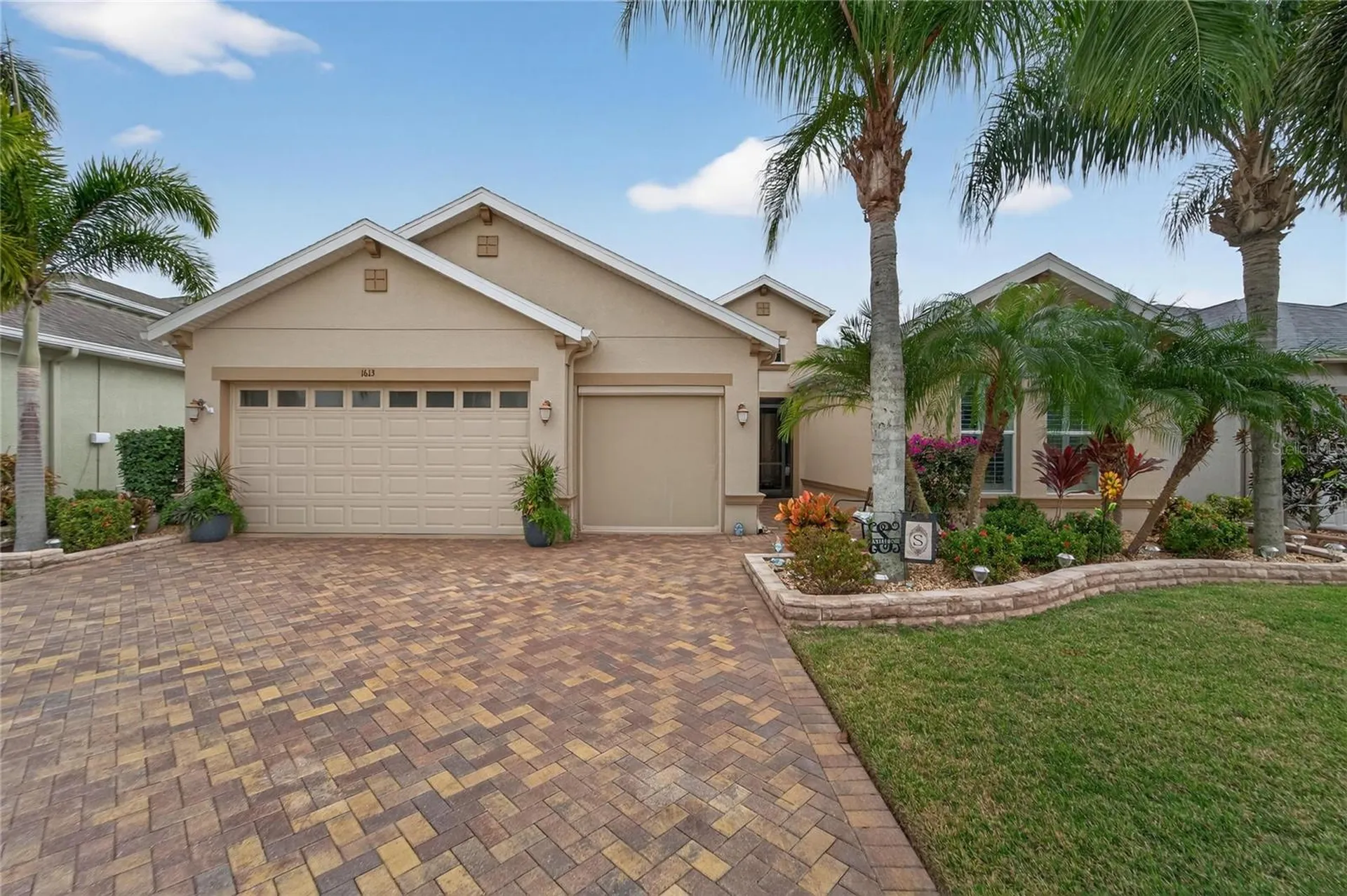 1613 Emerald Dunes Drive Sun City Center FL 33573