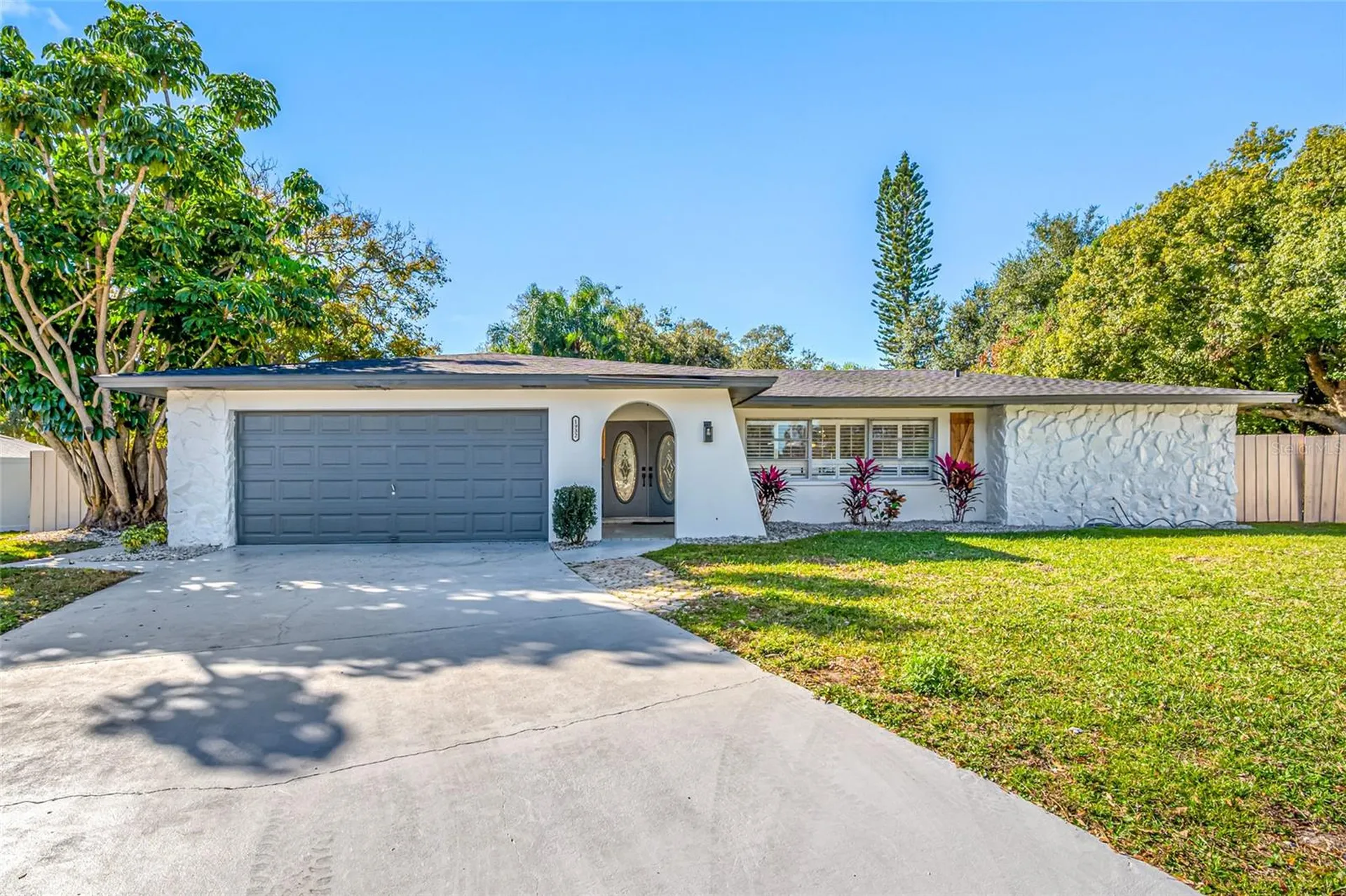 1932 Oro Court Clearwater FL 33764