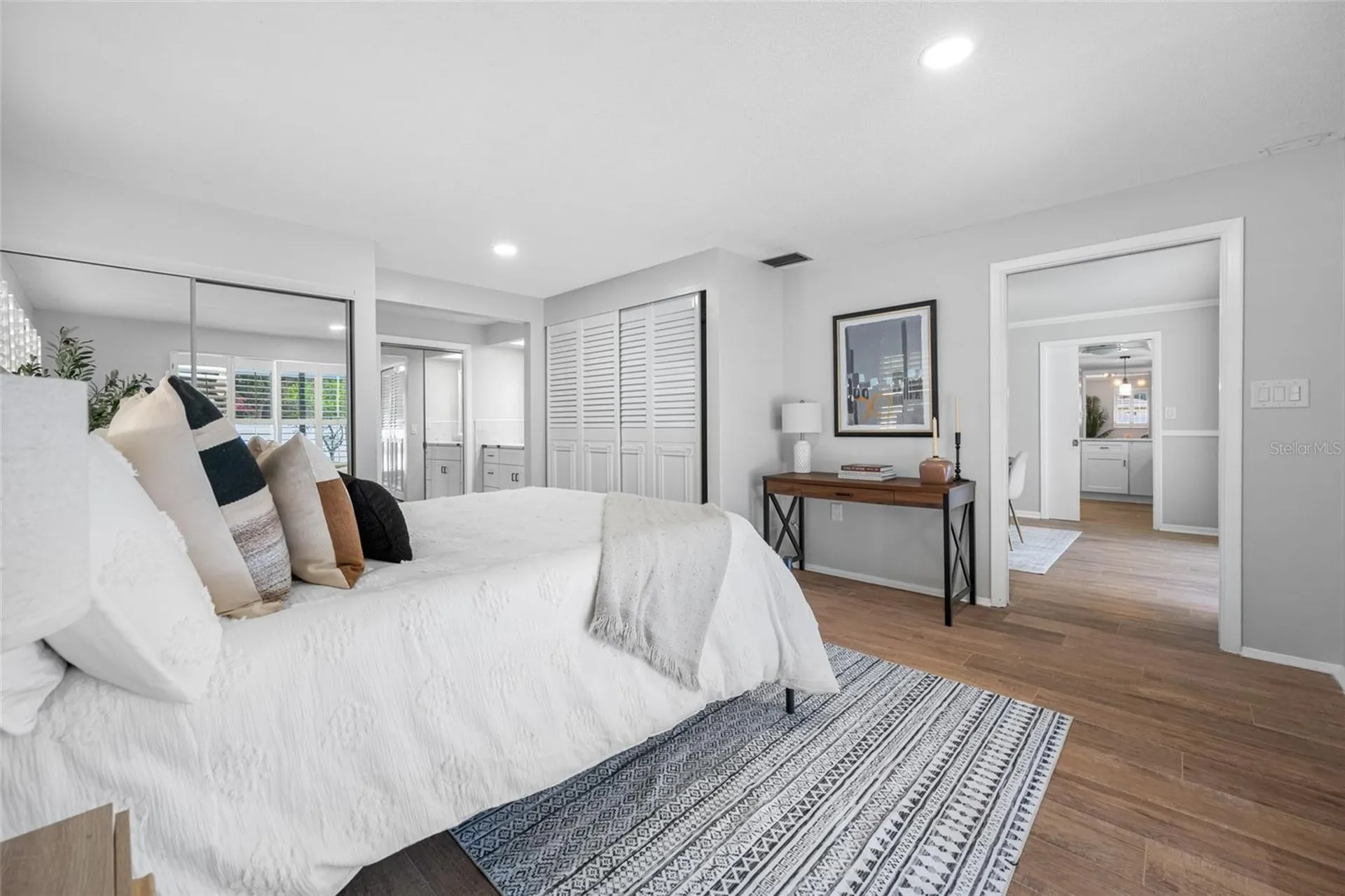 1932 Oro Court Clearwater FL 33764
