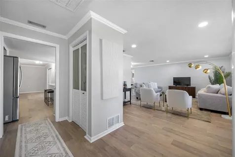 1932 Oro Court Clearwater FL 33764
