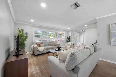 1932 Oro Court Clearwater FL 33764