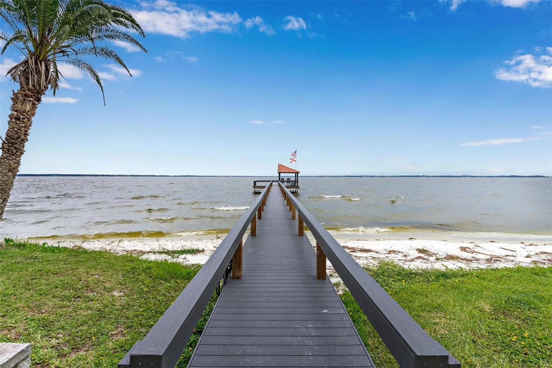 402 Clusterwood Drive Yalaha FL 34797