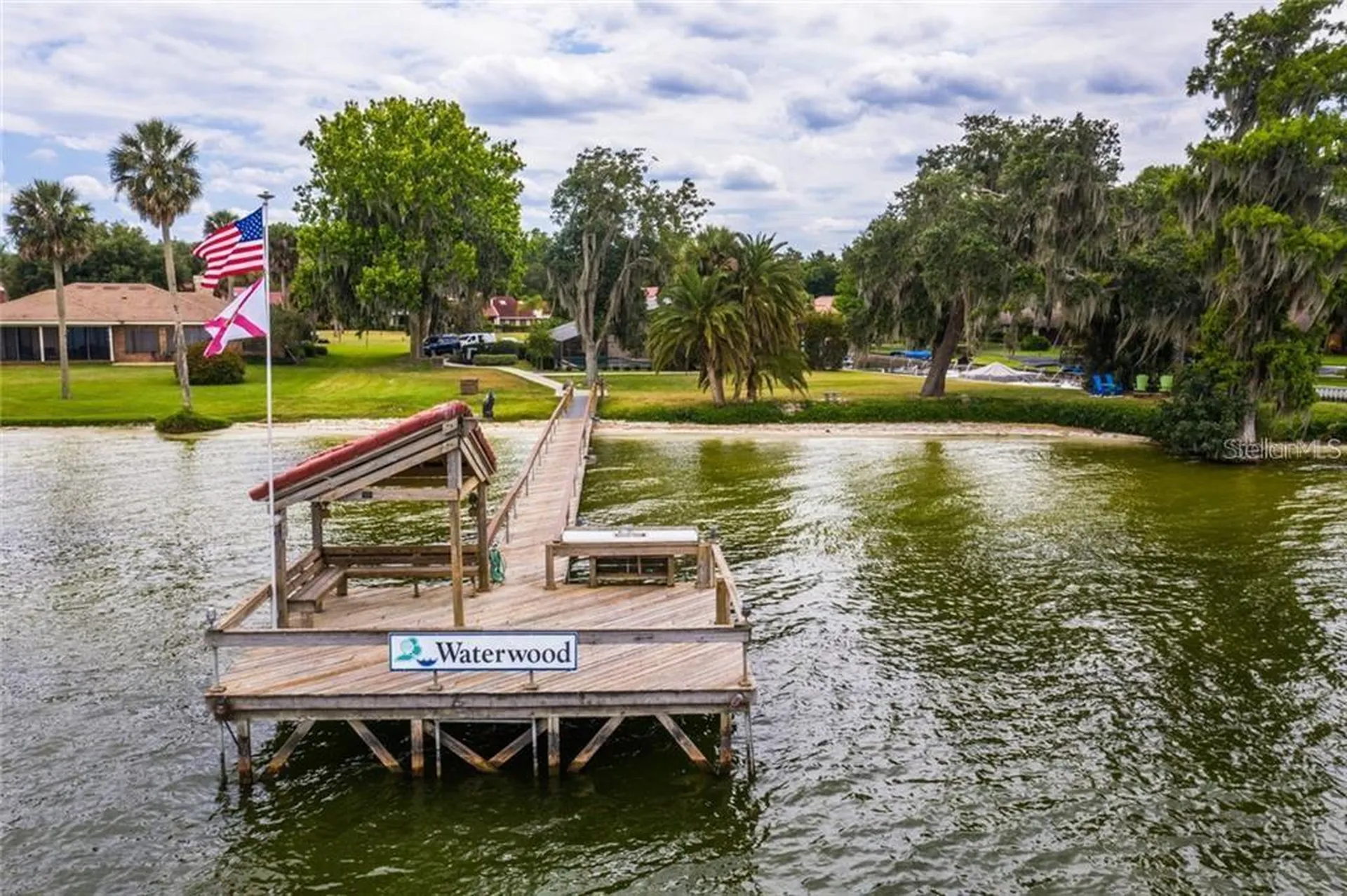 402 Clusterwood Drive Yalaha FL 34797