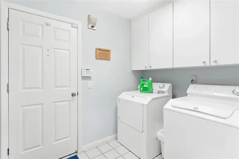 402 Clusterwood Drive Yalaha FL 34797